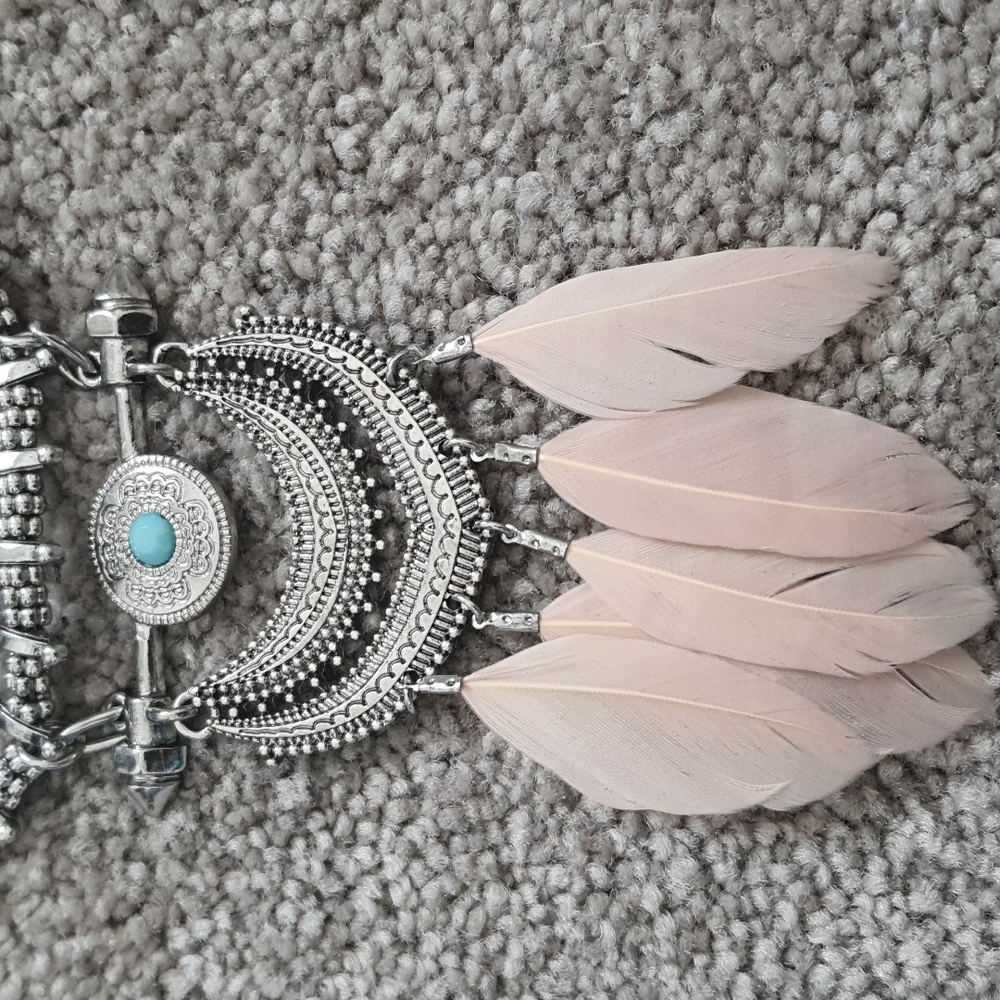 Necklace - Picture 3 of 4
